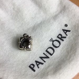 Pandora Jewelry - 🌟 PANDORA gift charm - silver Pandora Jewelry - 🌟 PANDORA gift charm - silver
